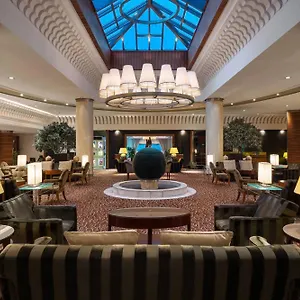 Sheraton & Convention Centre Otel